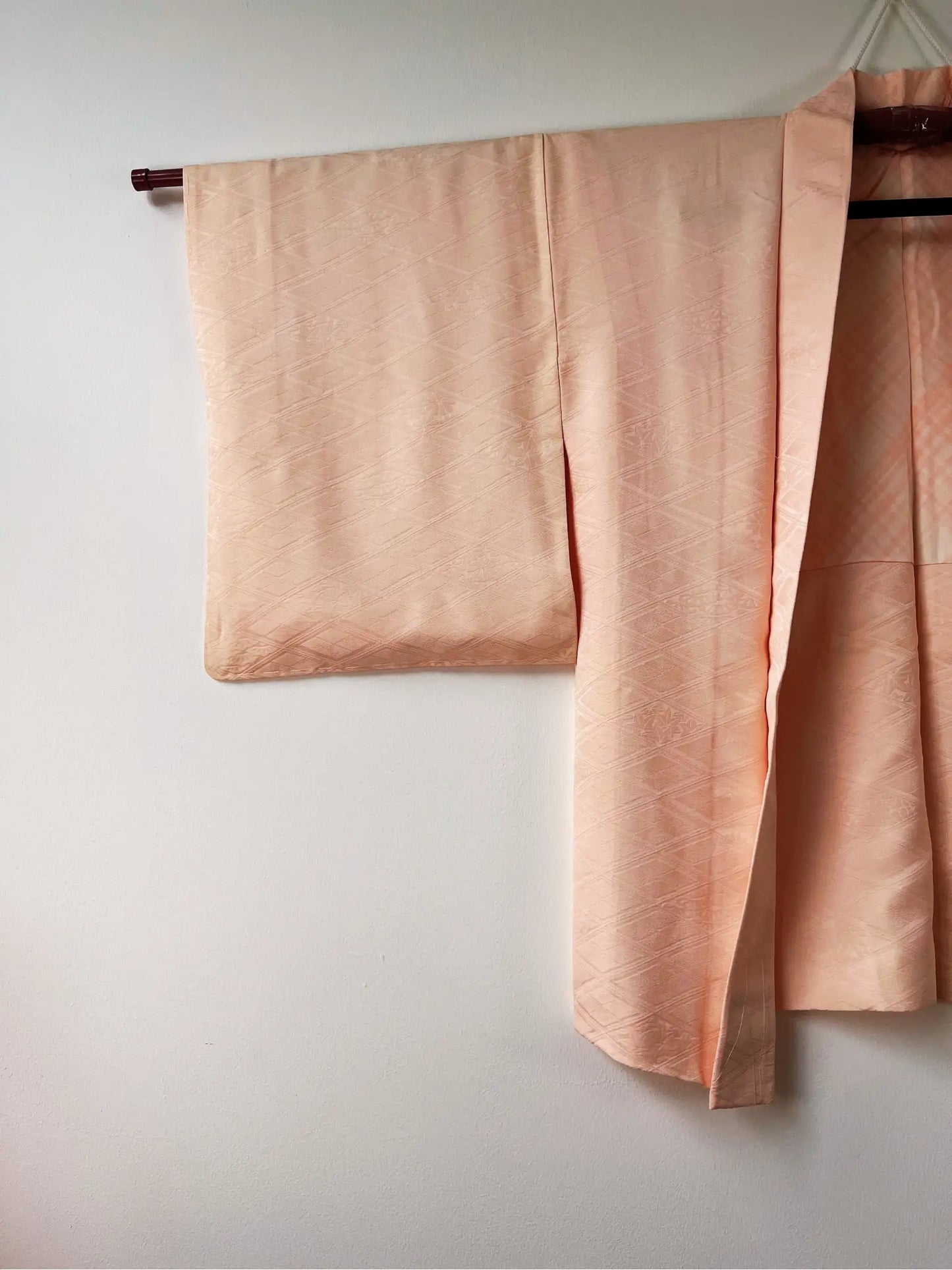 Vintage Color Haori - White-pink with diamond pattern -