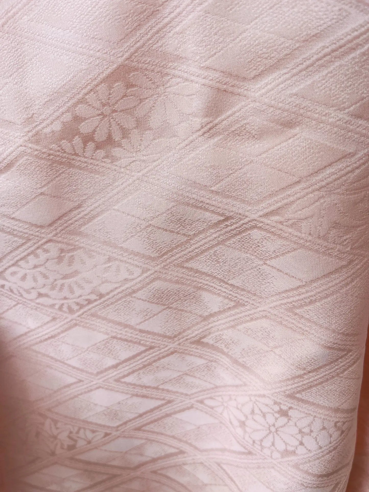 Vintage Color Haori - White-pink with diamond pattern -