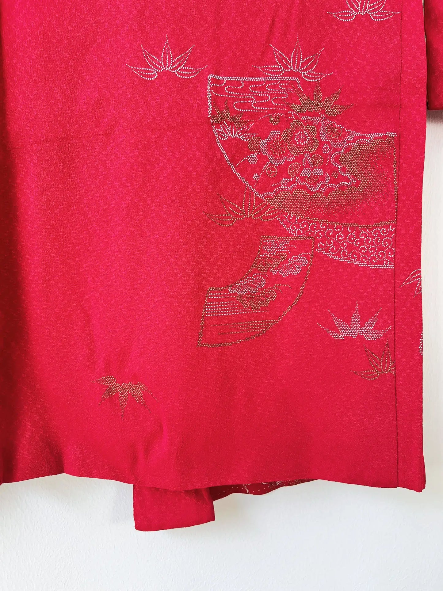 Vintage kleur Haori - Rode waaier met Sho-tiku-bai -