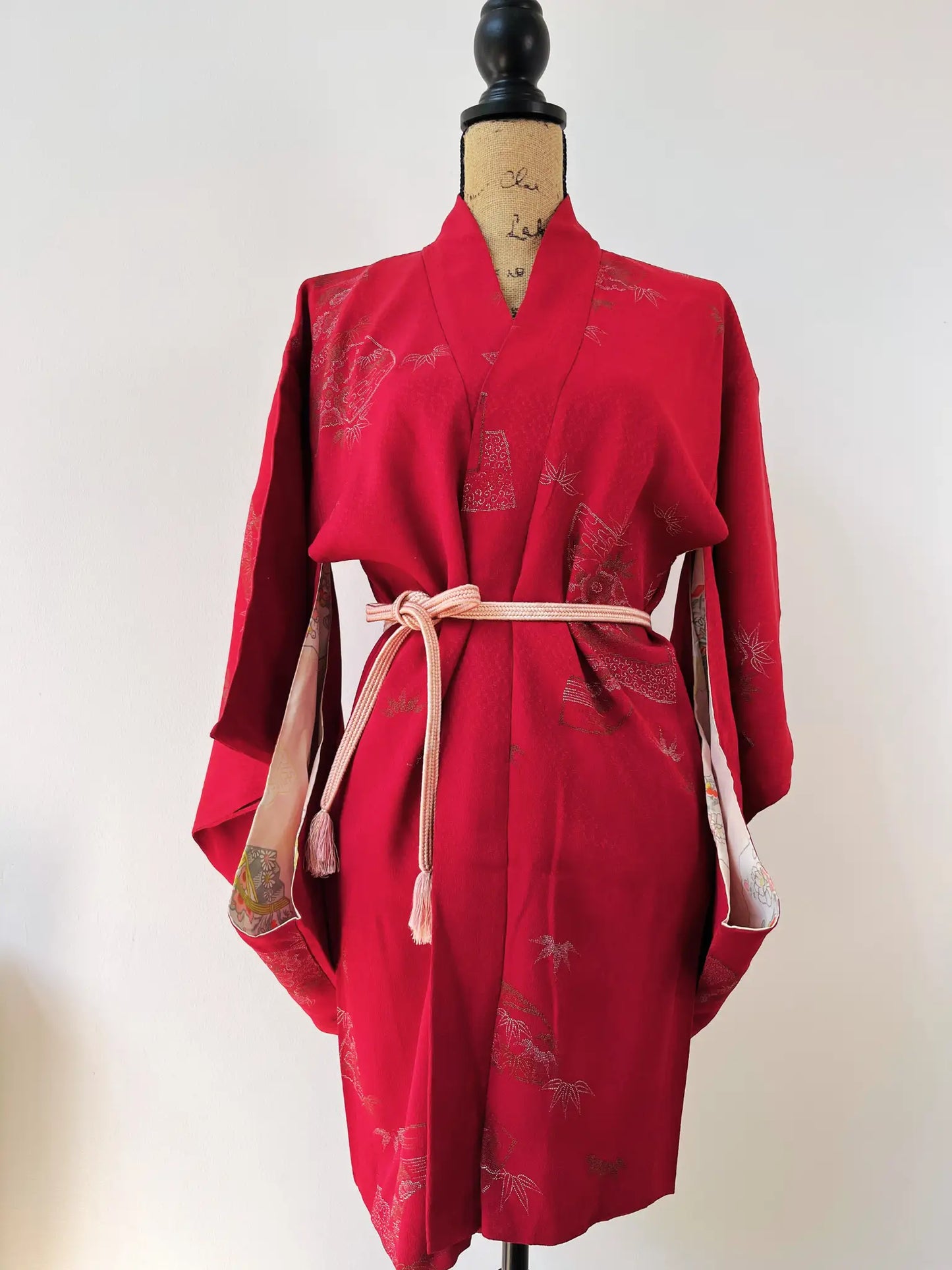 Vintage kleur Haori - Rode waaier met Sho-tiku-bai -