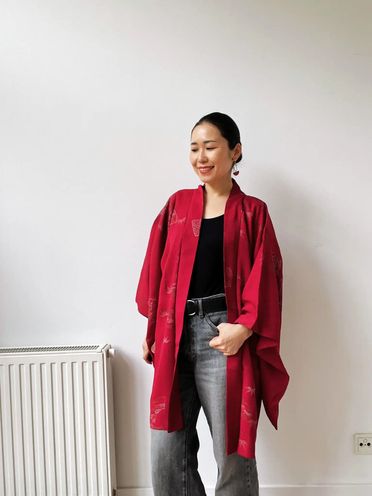 Vintage kleur Haori - Rode waaier met Sho-tiku-bai -