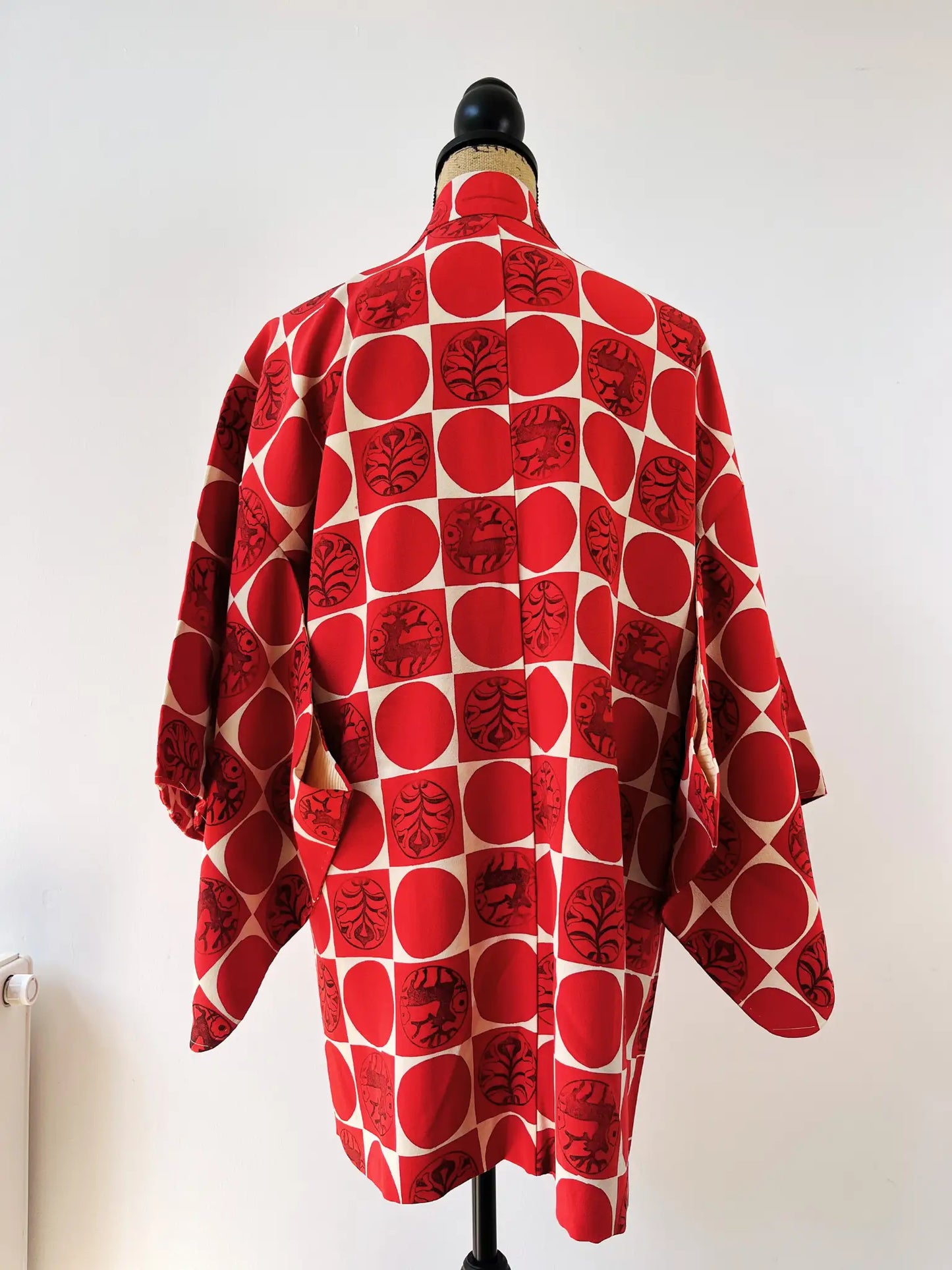Vintage kleur Haori - Rood en wit met rendierpatroon -