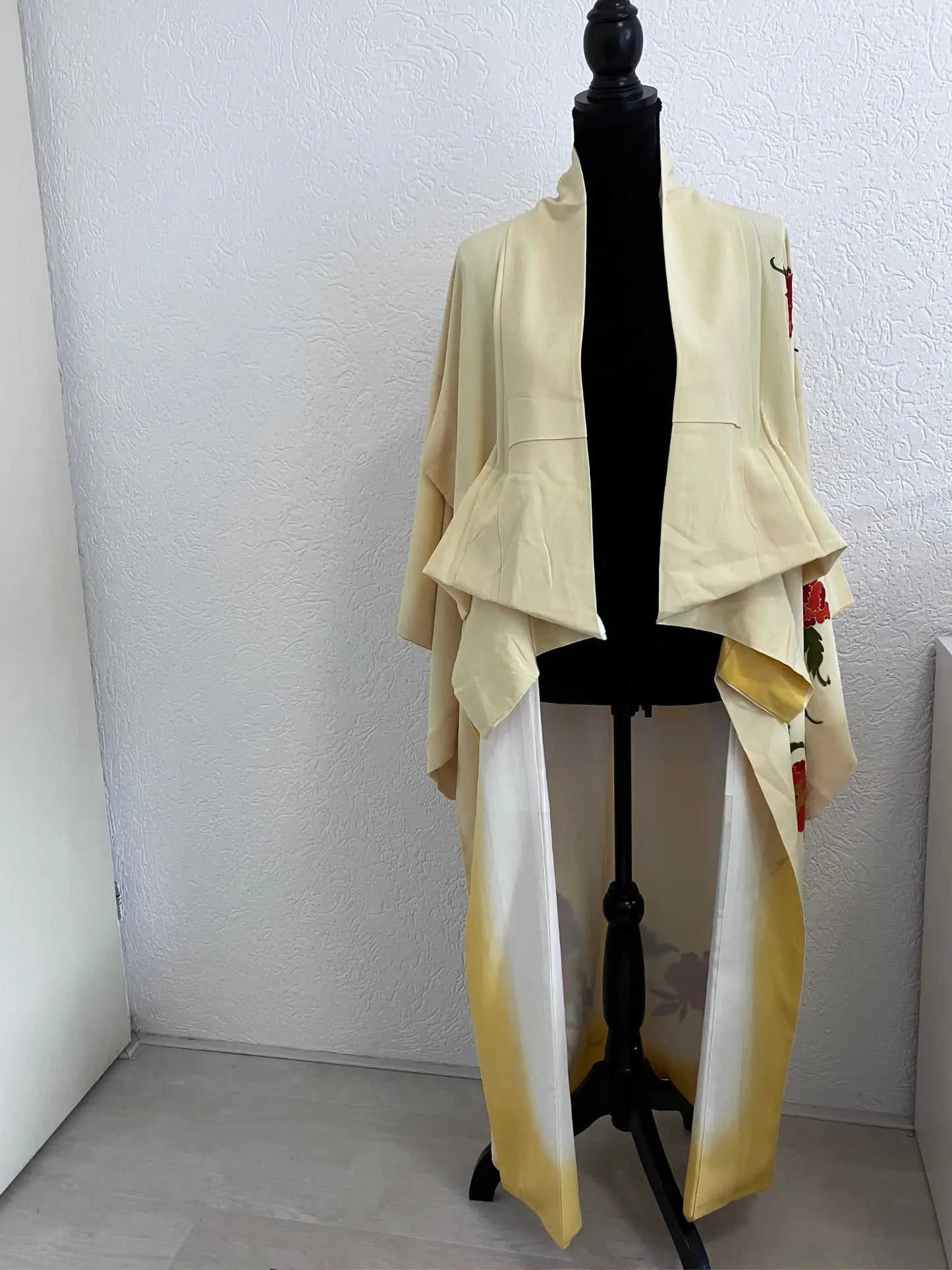 Vintage  homongi kimono - Yellow  Red spider lily - Hallelujah original arrange