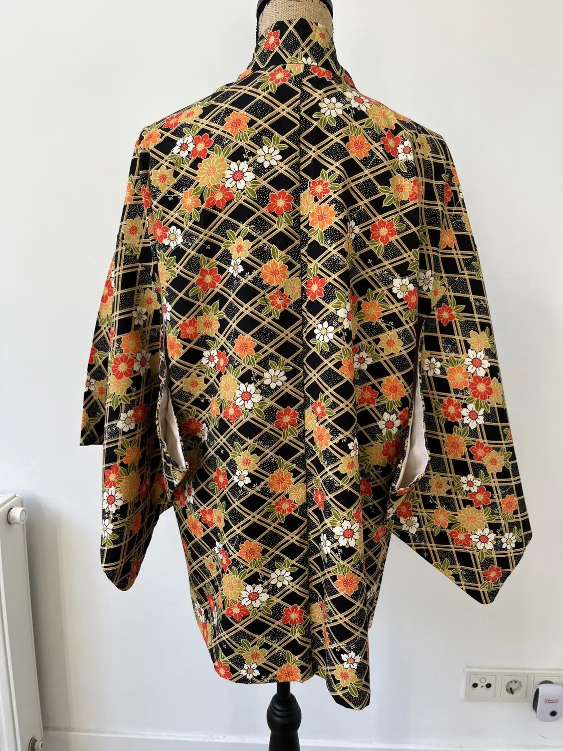 Vintage Haori - Schwarz Volle Blütenpracht. -