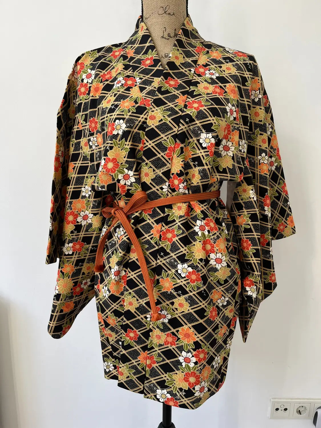 Vintage Haori - Schwarz Volle Blütenpracht. -