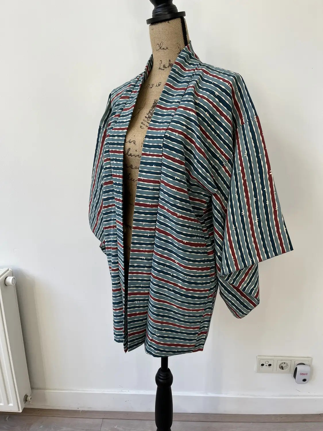 Vintage Color Haori - Blue horizontal stripes -