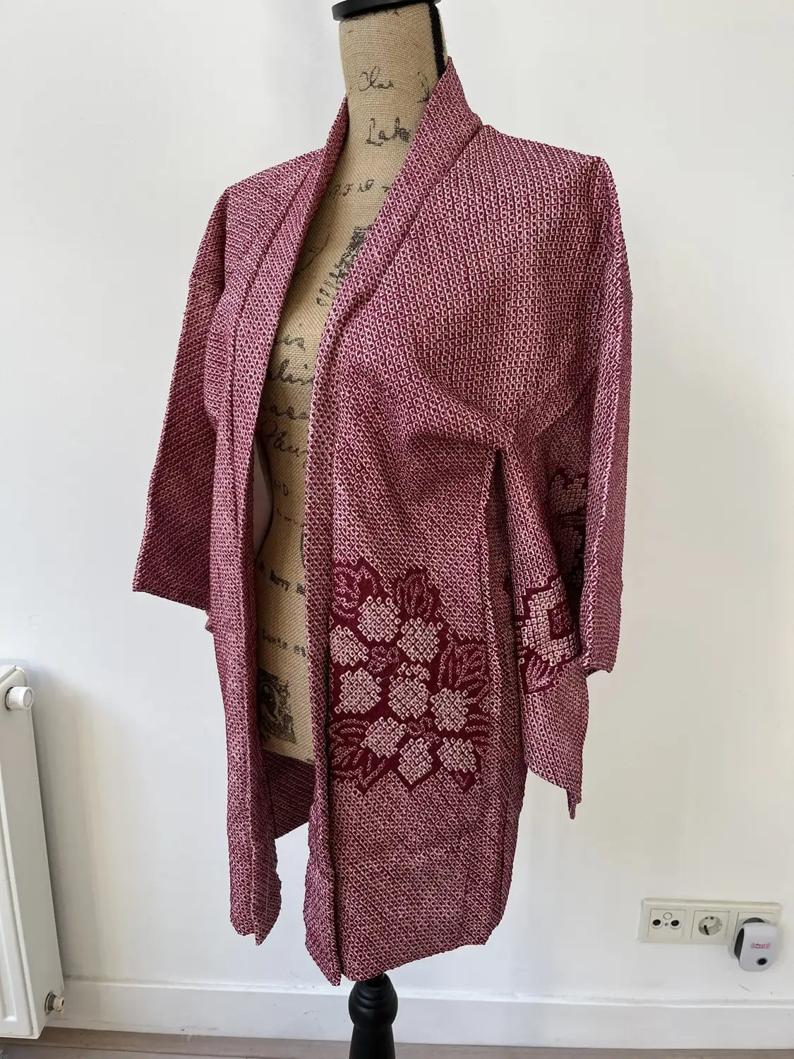 Vintage kleur Haori - Donkerrode bloem en blad -
