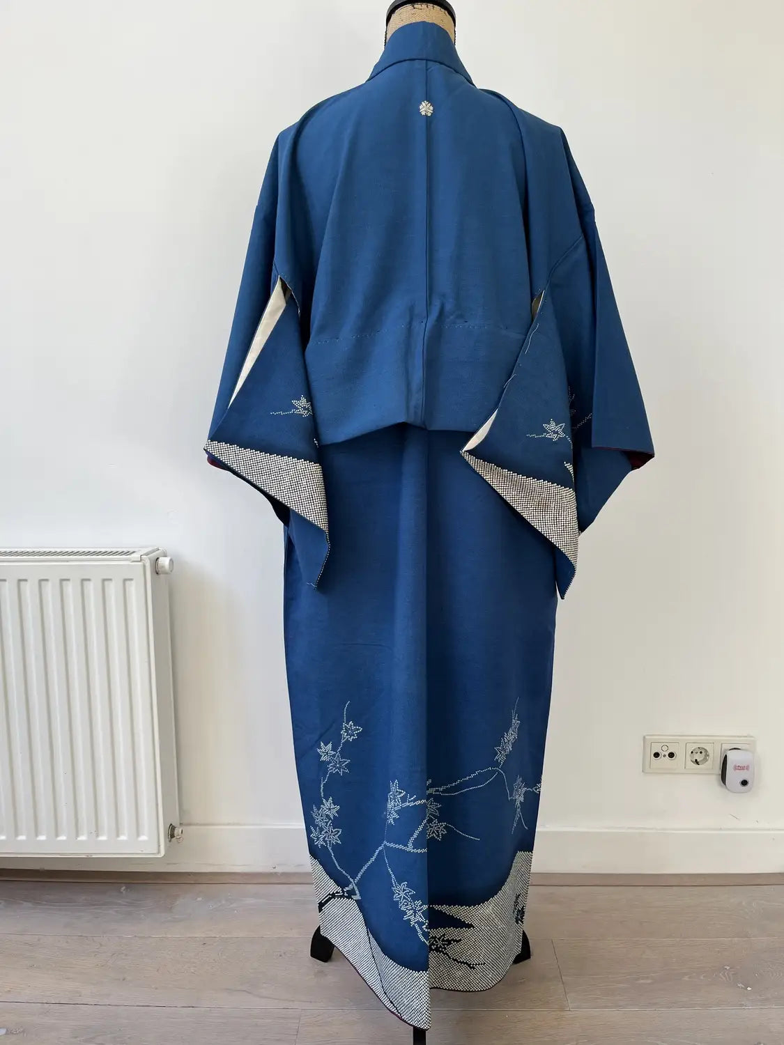 Vintage  homongi kimono - Blue  Shibori mountains and flowers - Hallelujah original arrange
