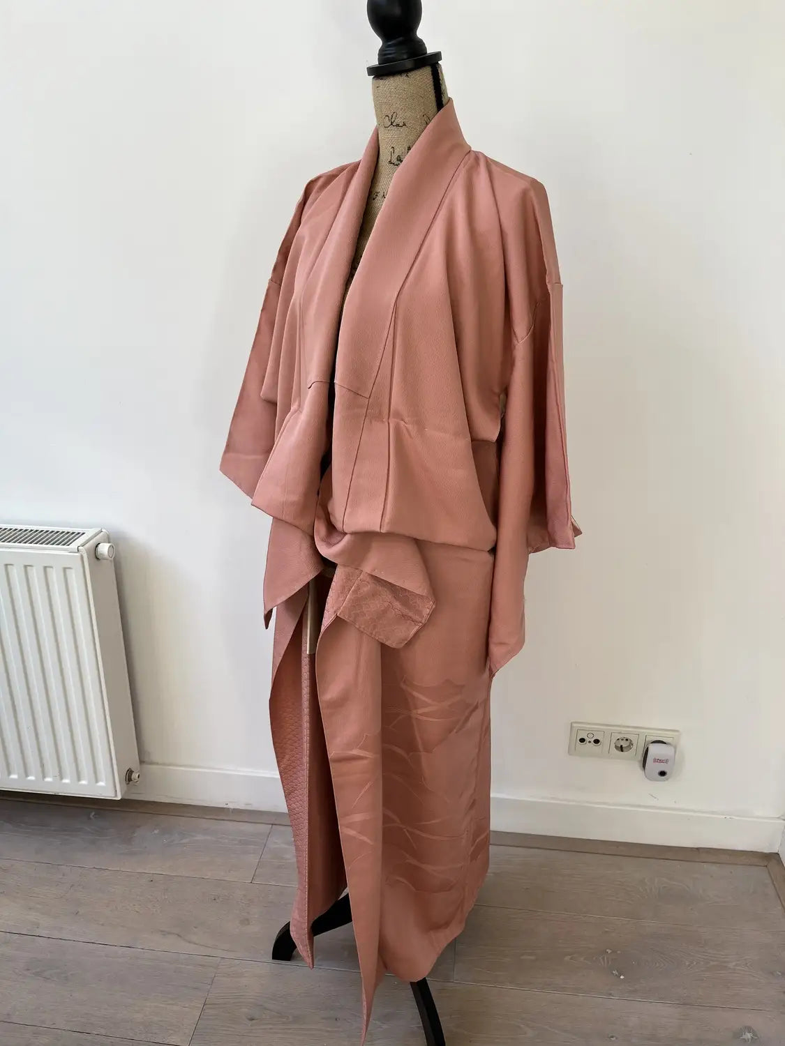 Vintage Iromuji-Kimono - Rosa Seigaiha und Wolken - Halleluja original arrangiert