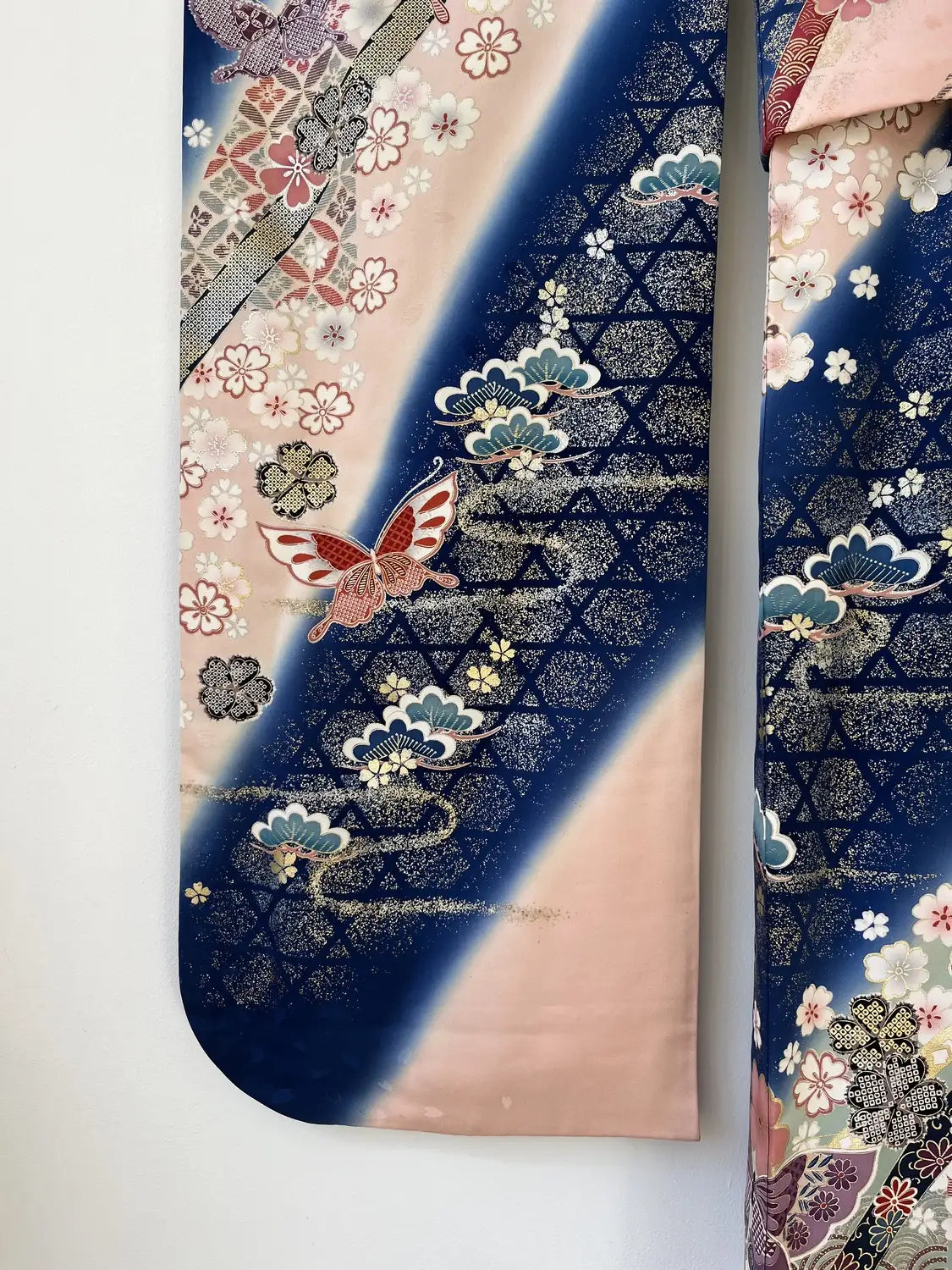 Vintage Furisode – Kirschblüten und Schmetterlinge in der Milchstraße – Halleluja original arrangiert