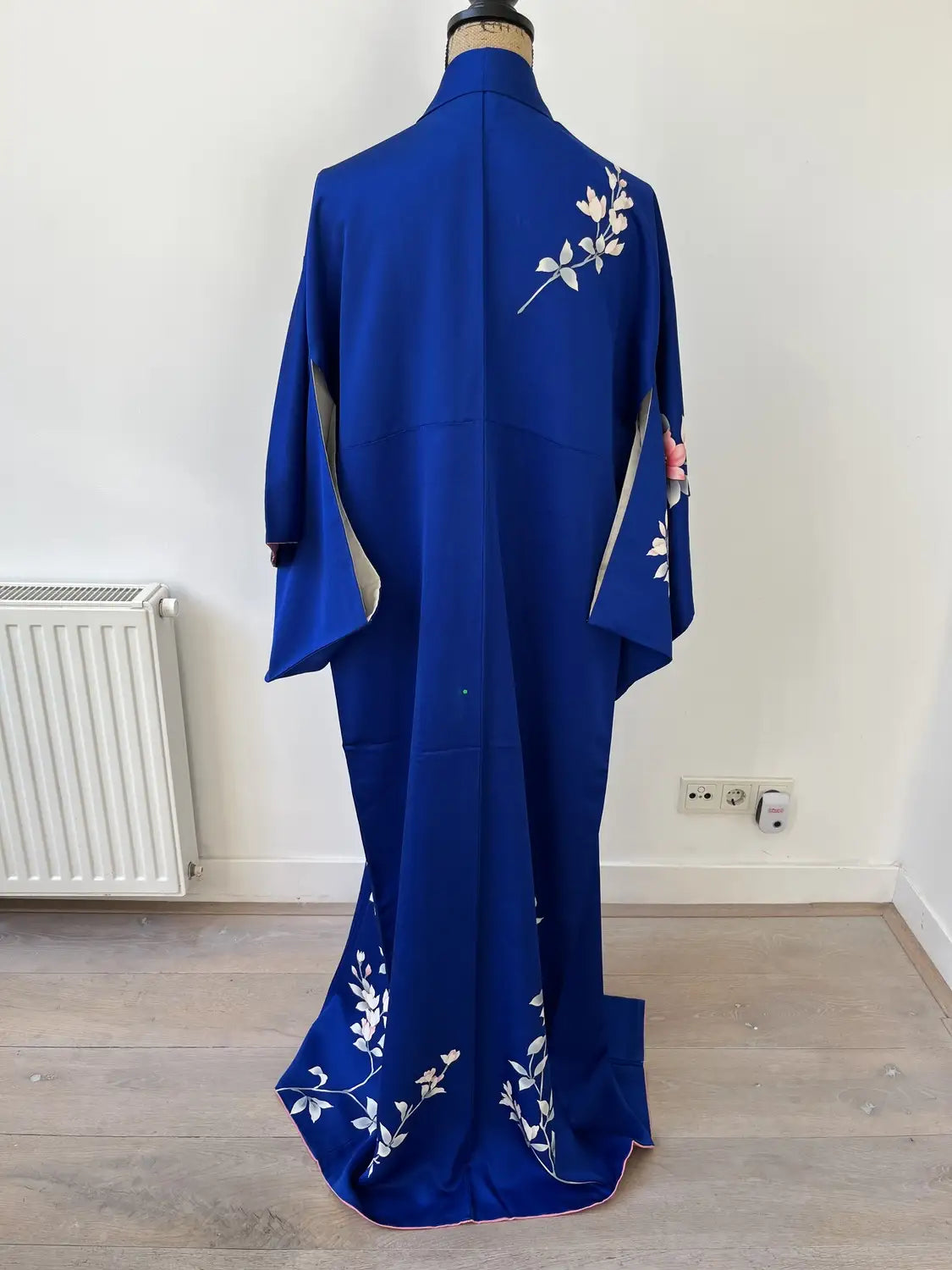 Vintage  homongi kimono - Blue  Blooming in the Field -