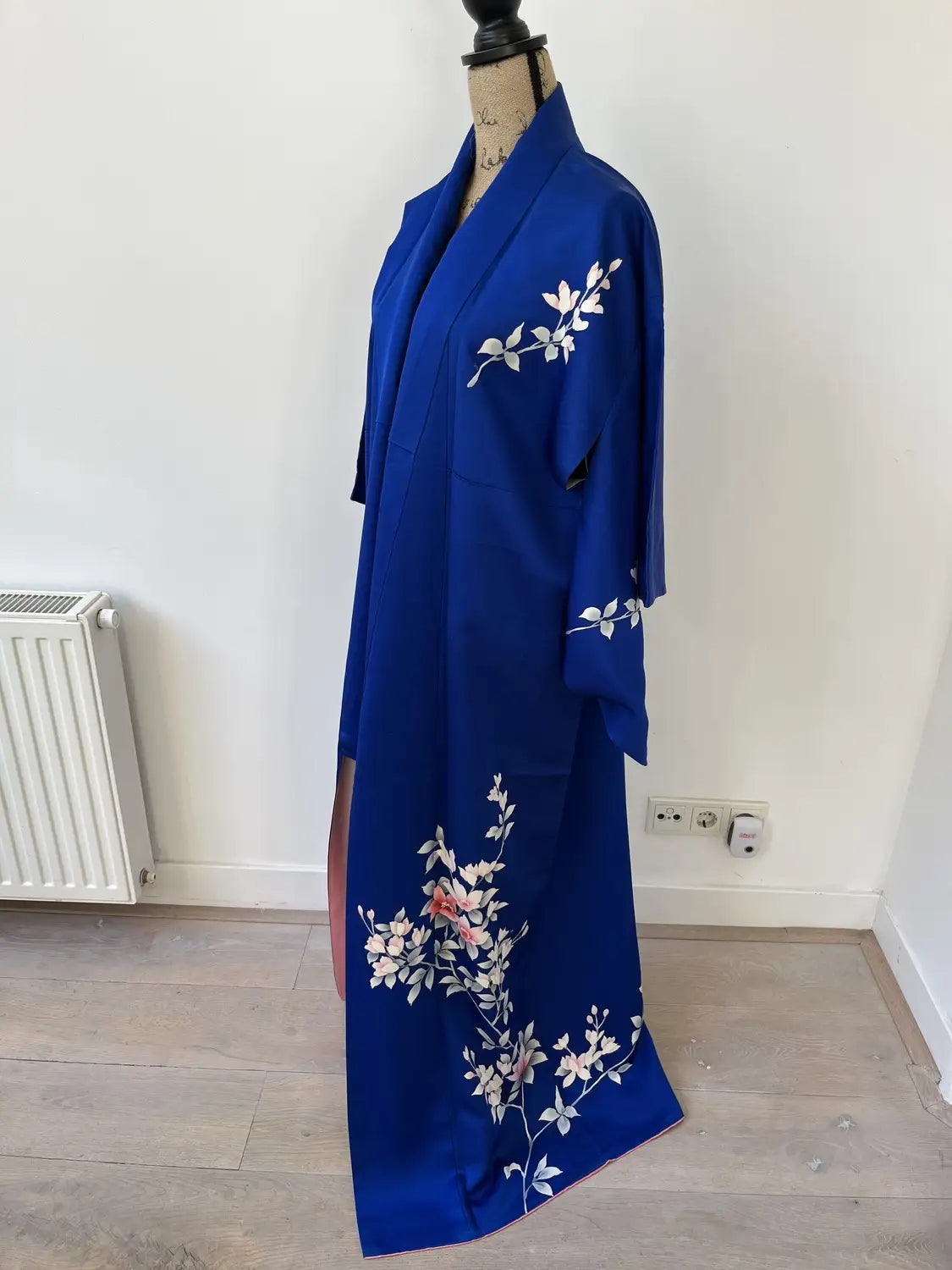 Vintage  homongi kimono - Blue  Blooming in the Field -