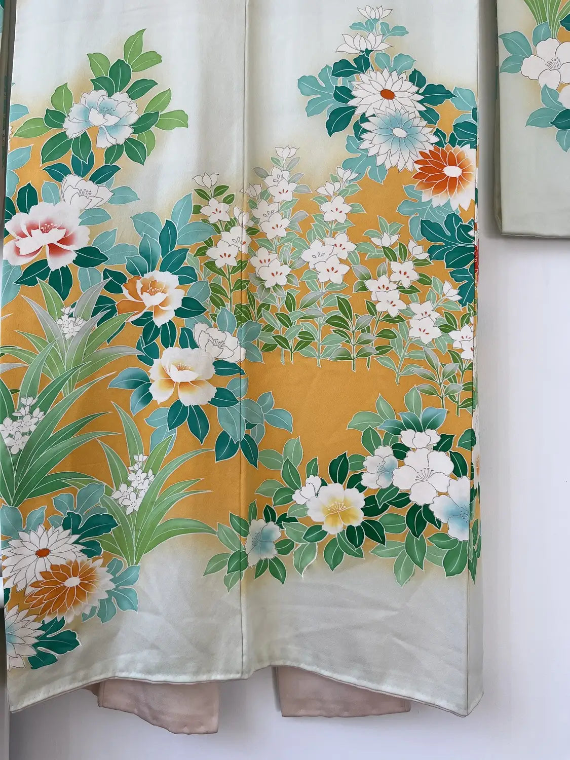 Furisode vintage - Flux de fleurs blanc-vert -
