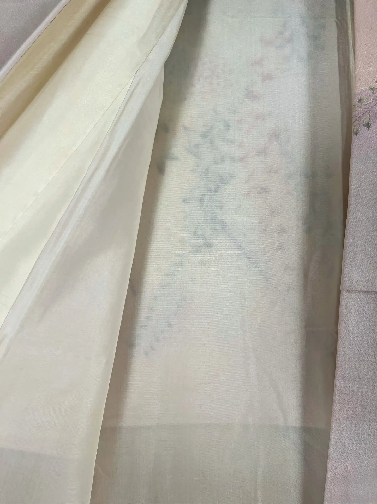 Vintage Furisode - WhitePurple Floral Fans in the Clouds -