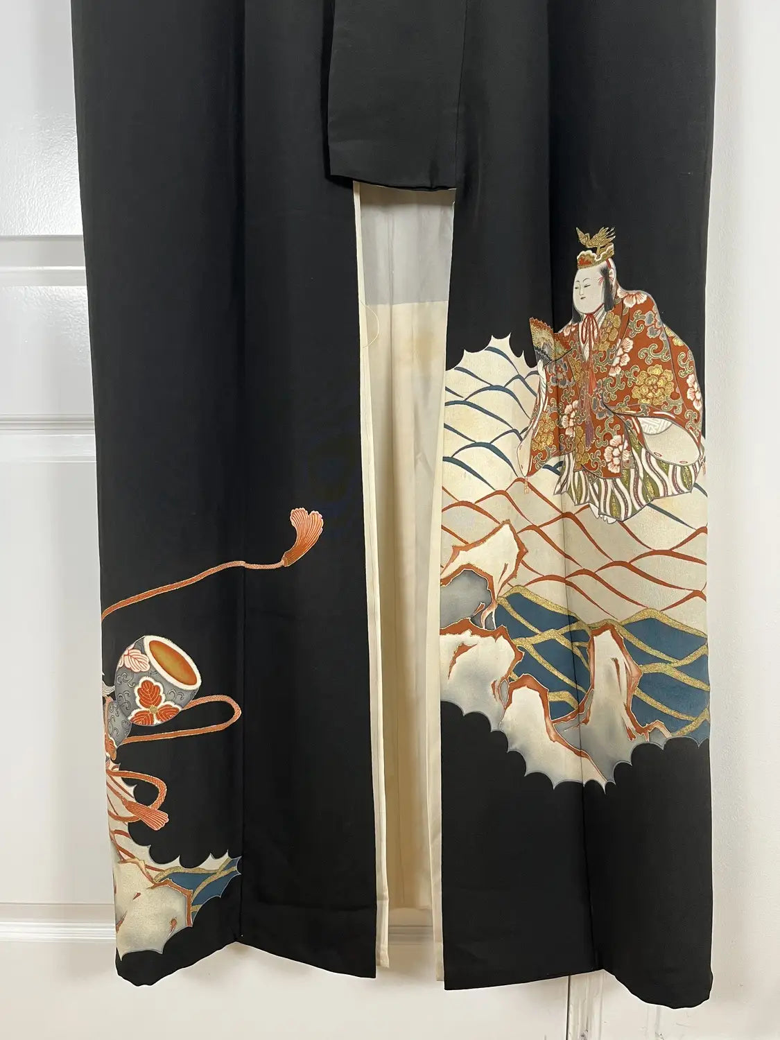 Vintage black tomesode - A Noble Man Among the Clouds -