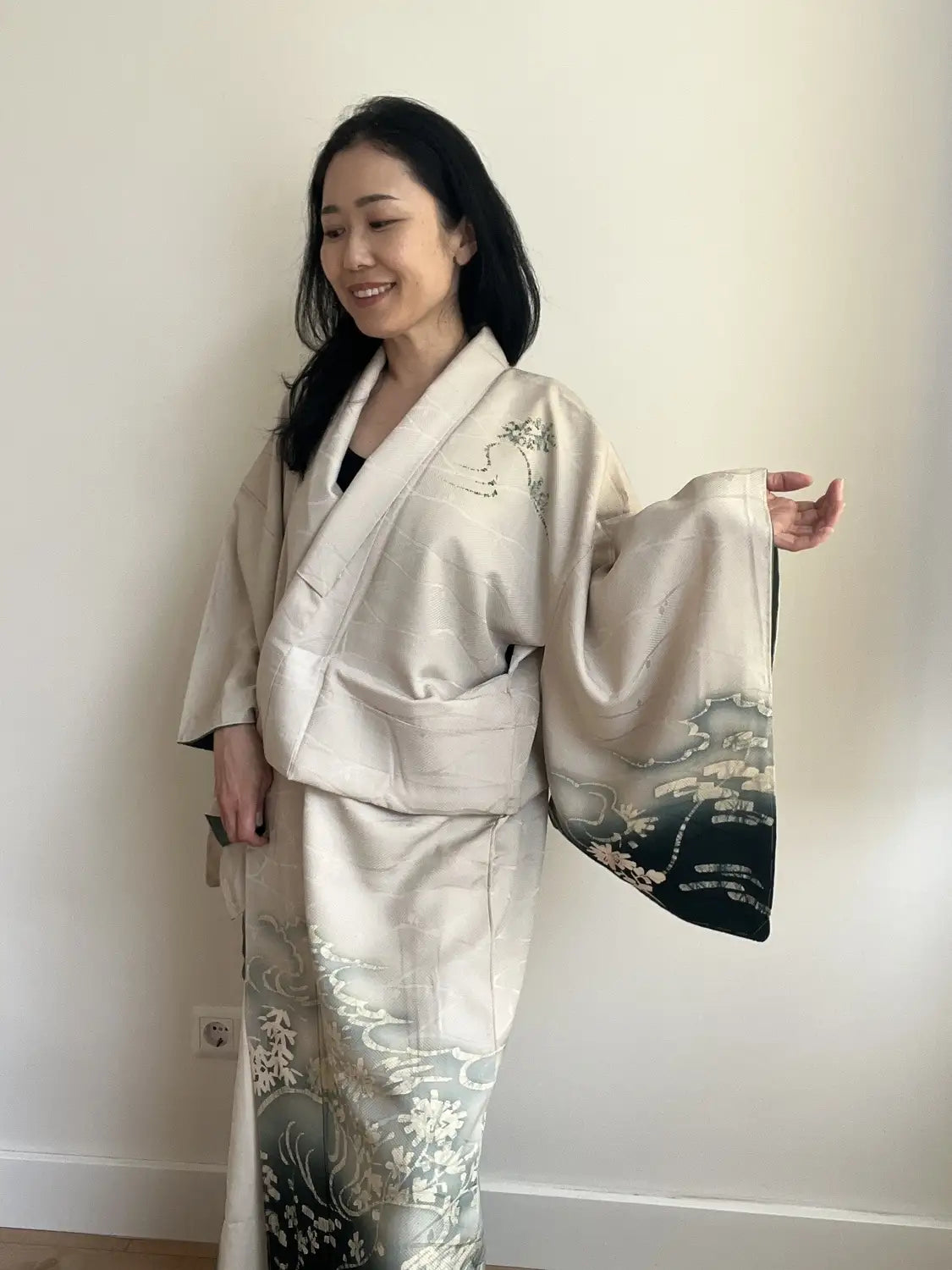 Vintage Homongi kimono - Wabi-sabi Japanese Waterside landscape - Hallelujah original arrange