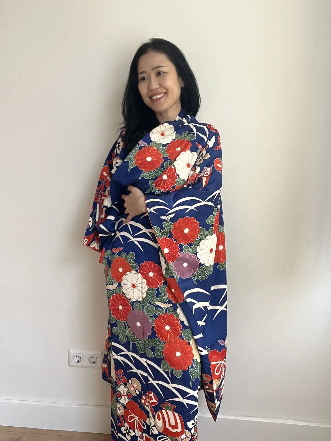 Vintage Furisode - Navy Ultimate Luxury -