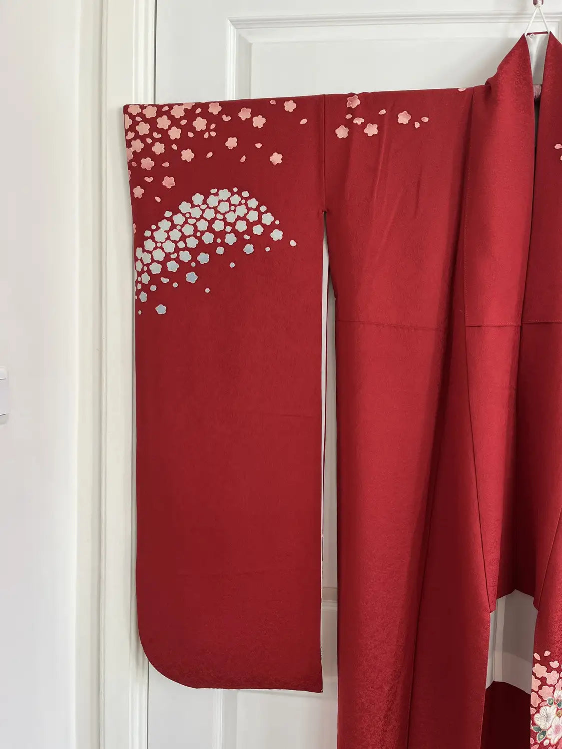 Vintage Furisode - Deepred Phantom Tsujigahana -