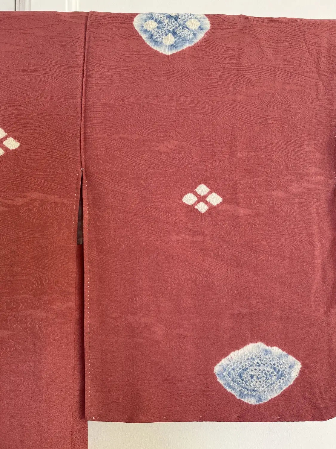 Vintage Color Haori - Calm pink Scattered Shibori Motif -