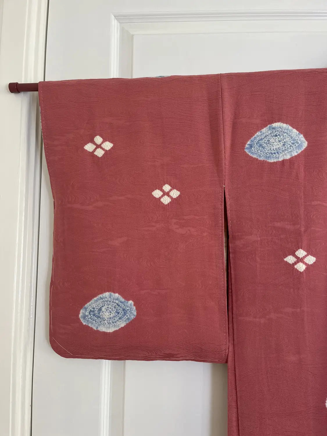 Vintage Color Haori - Calm pink Scattered Shibori Motif -