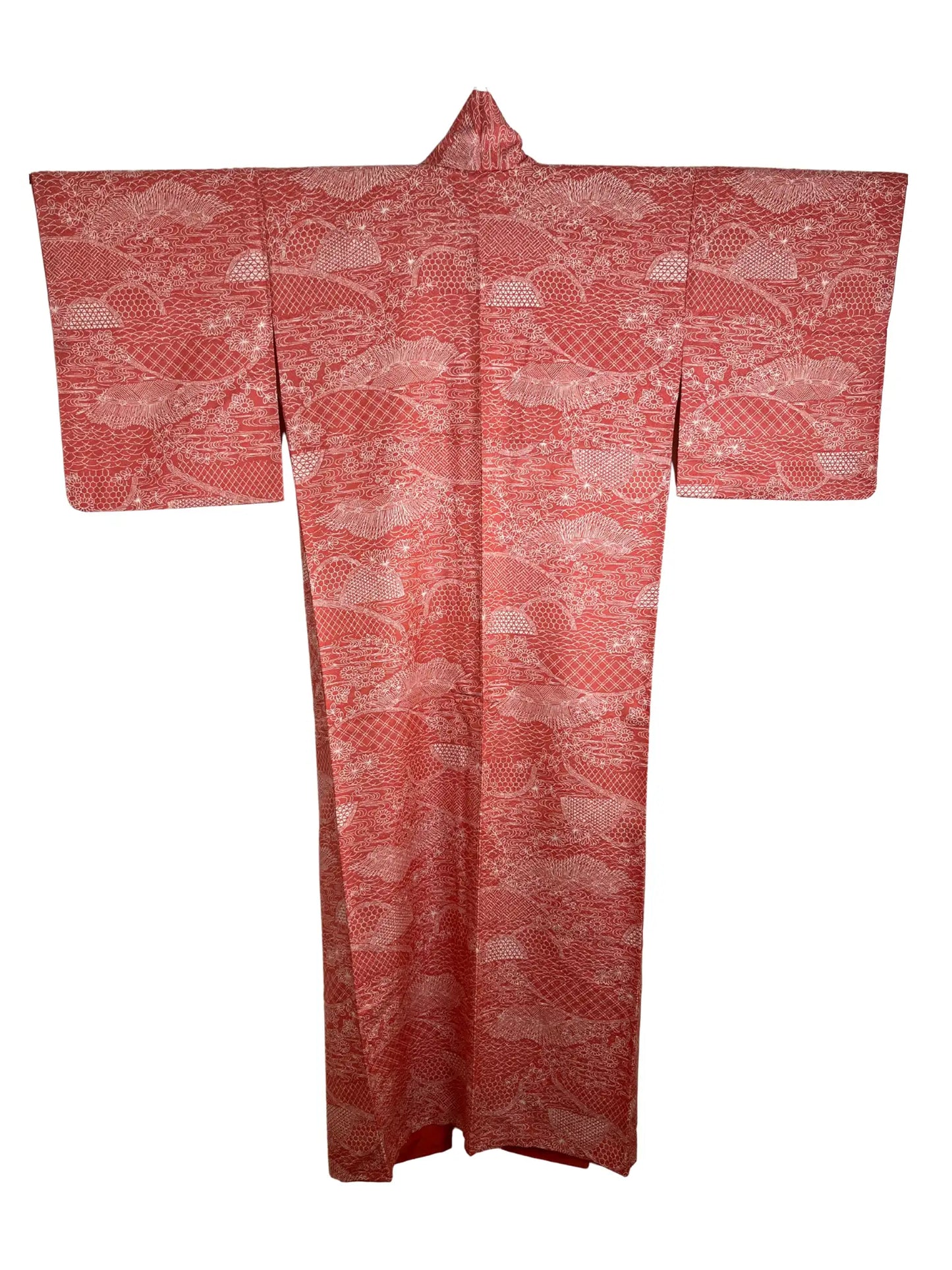 kimono Komon vintage -Motif scénique rouge dans la technique Edo Komon-