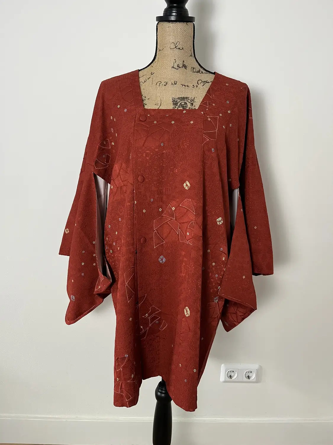 Manteau Michiyuki -Petite Étoile Rouge-Marron -