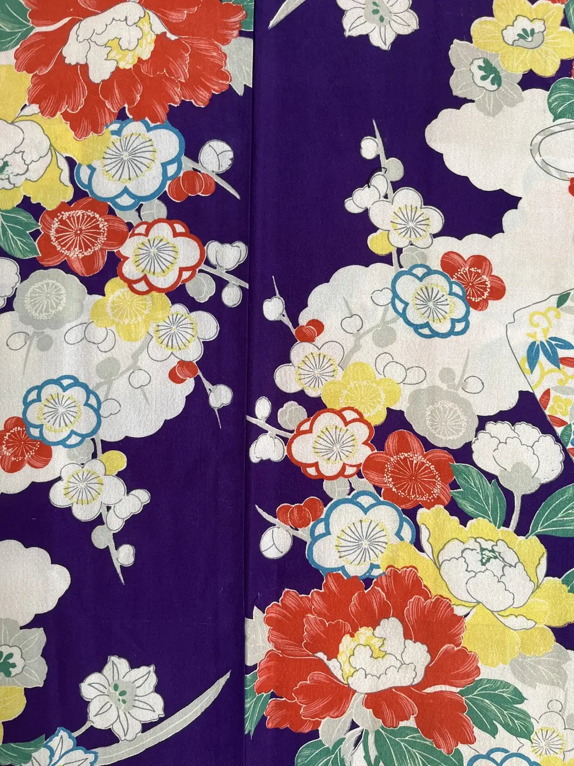 Vintage Color Haori - Purple and White Graceful flowers -