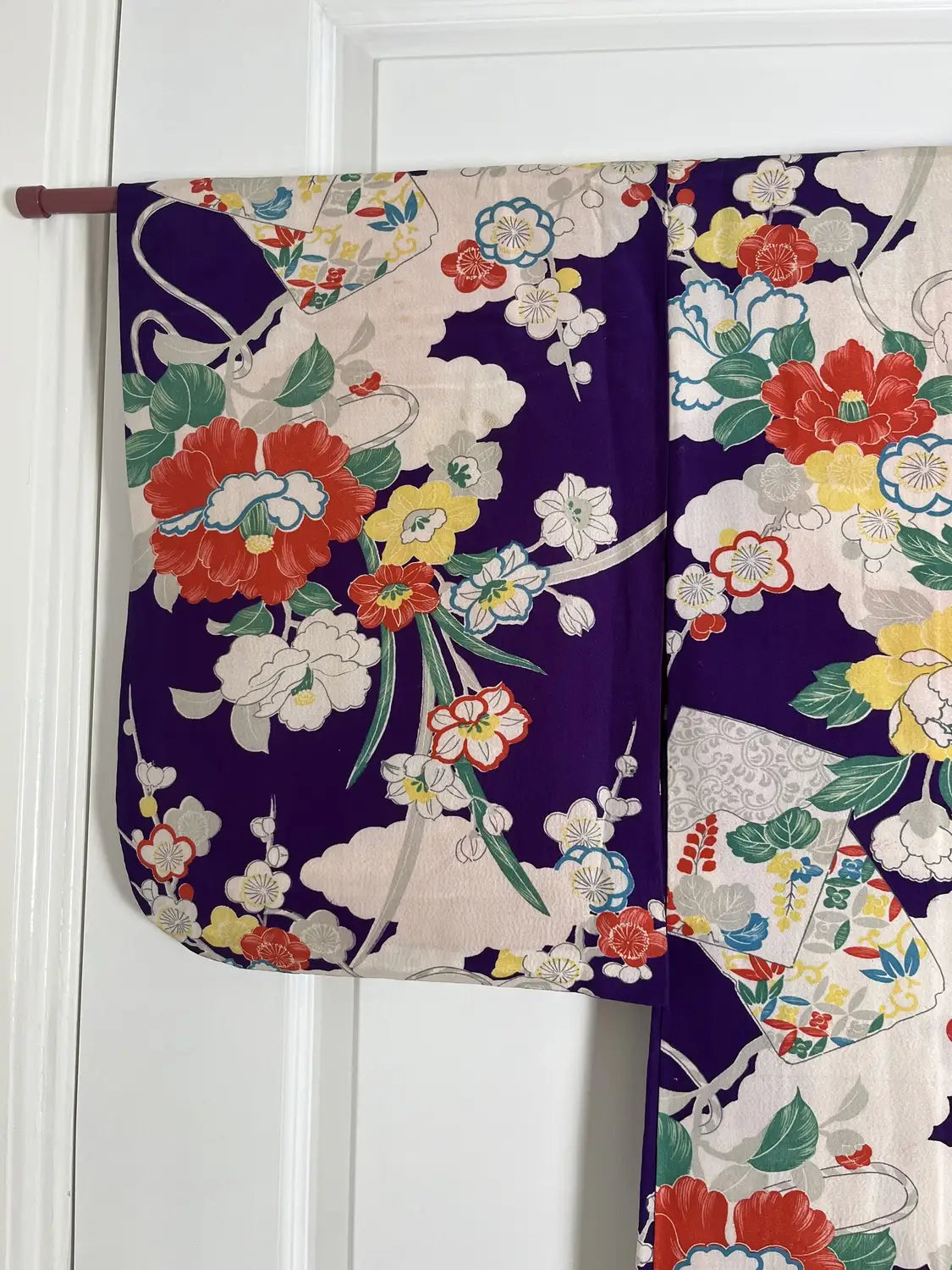 Vintage Color Haori - Purple and White Graceful flowers -