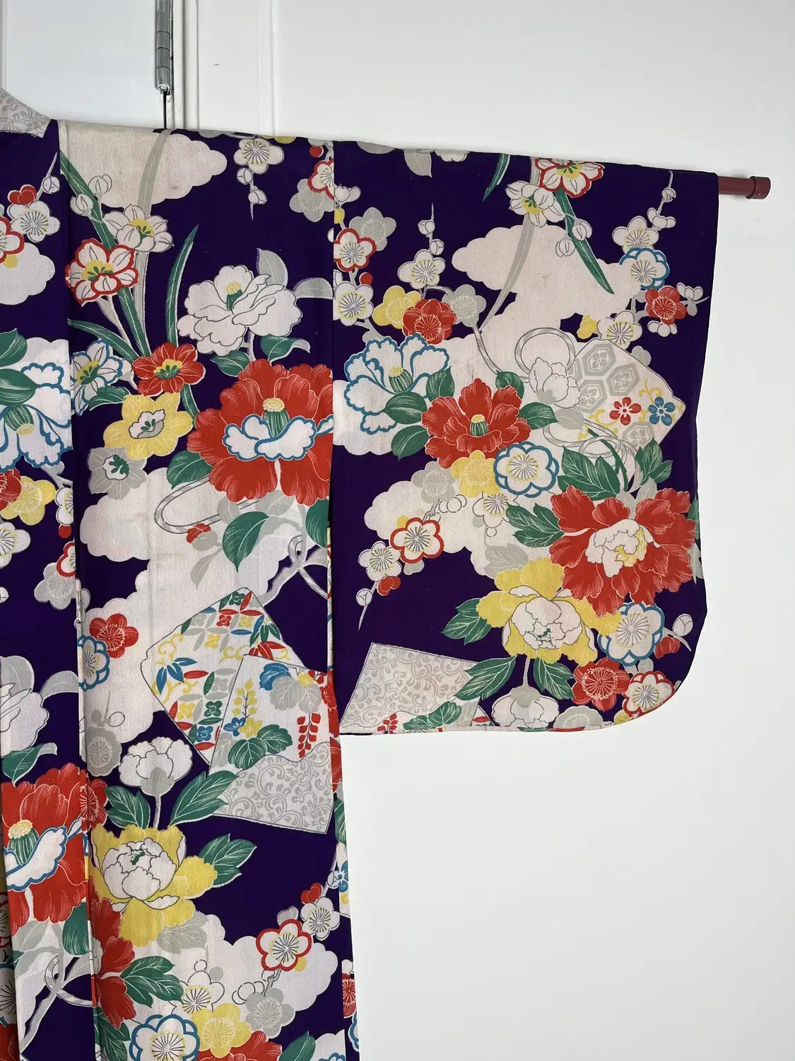 Vintage Color Haori - Purple and White Graceful flowers -