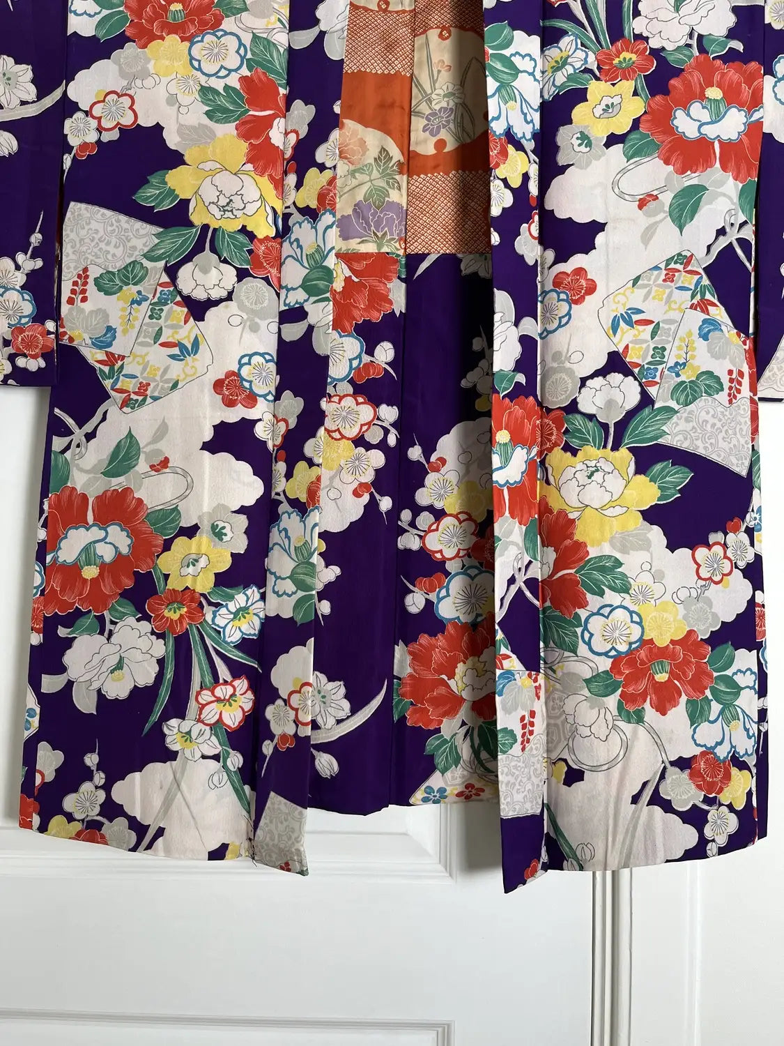 Vintage Color Haori - Purple and White Graceful flowers -