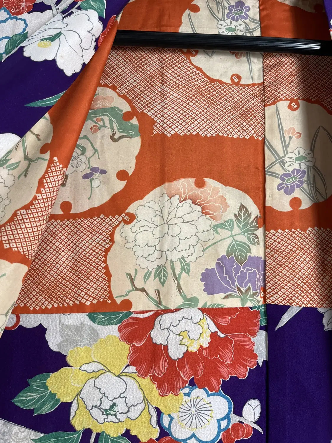 Vintage Color Haori - Purple and White Graceful flowers -
