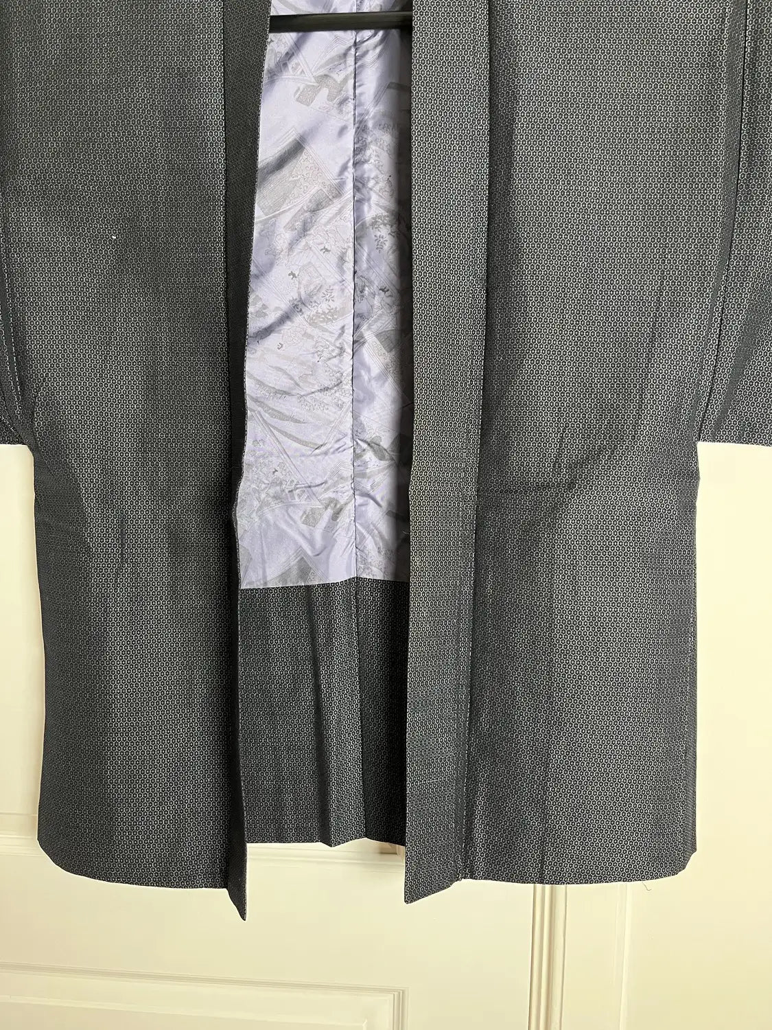Men’s Vintage Haori - Oshima tsumugi　Heian Court Scene Design -