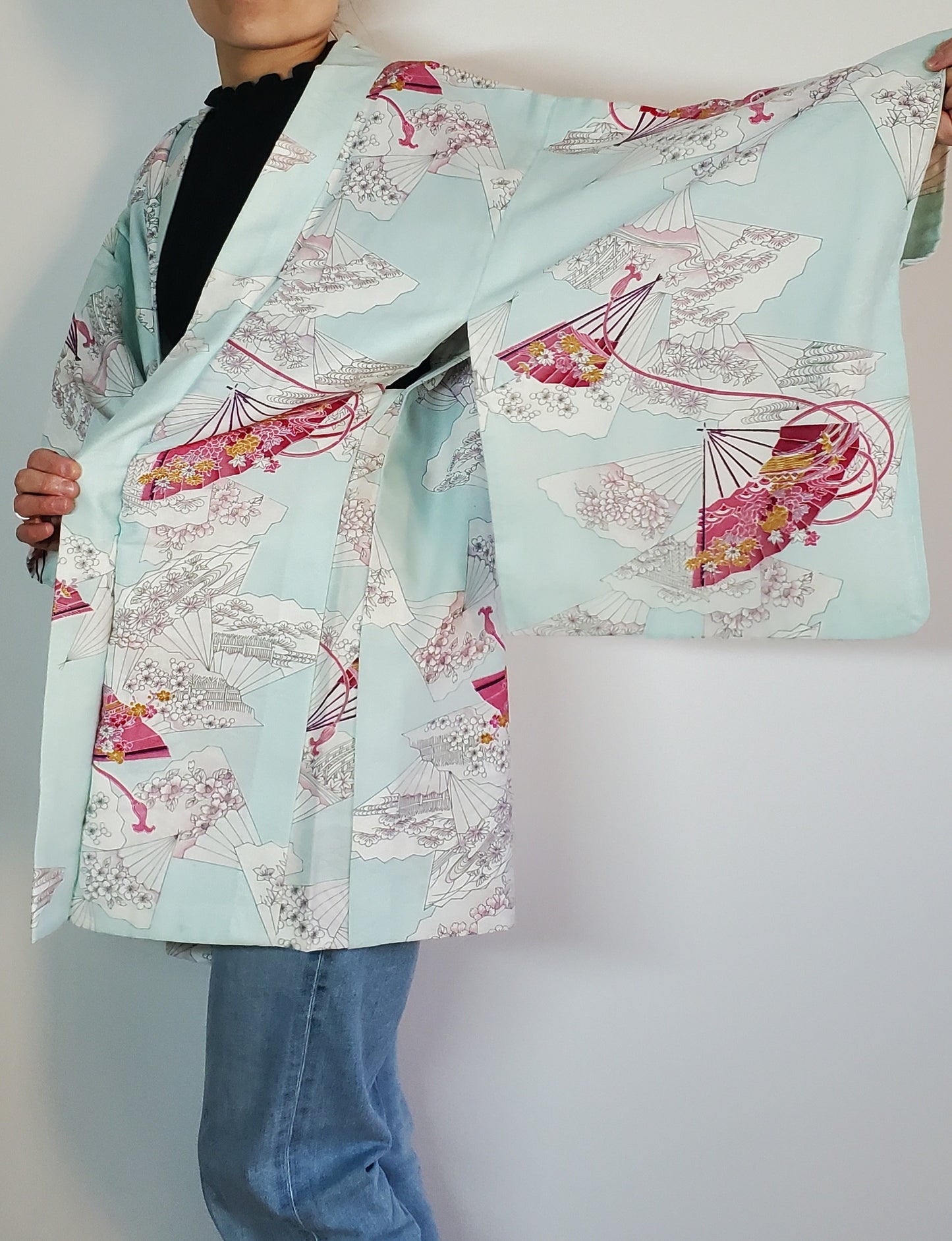【Light blue/ Sensu】Japanese Vintage Kimono Haori, Japanese Hanten Jacket, Robe Dress, Japanese Floral pattern, Unisex