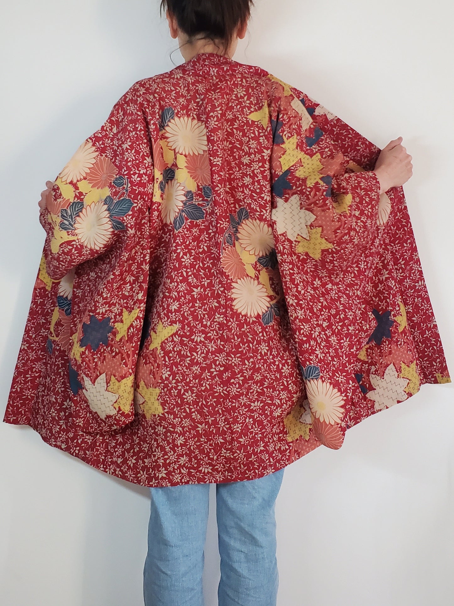 【Red/ autumn leaves】Japanese Vintage Kimono Haori, antique,Japanese Hanten Jacket, Robe Dress, Japanese Floral pattern, Unisex