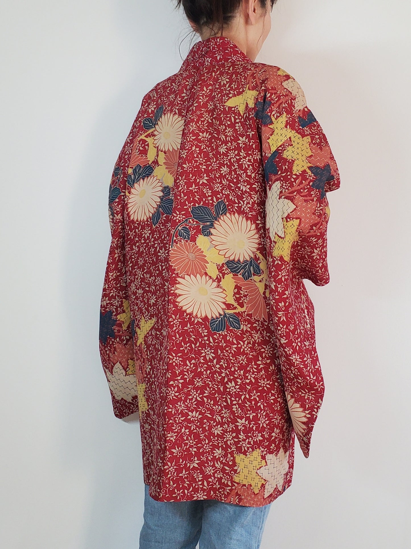 【Feuilles rouges / automnales】 Japonais vintage kimono haori, antique, veste hanten japonaise, robe robe, motif floral japonais, unisexe