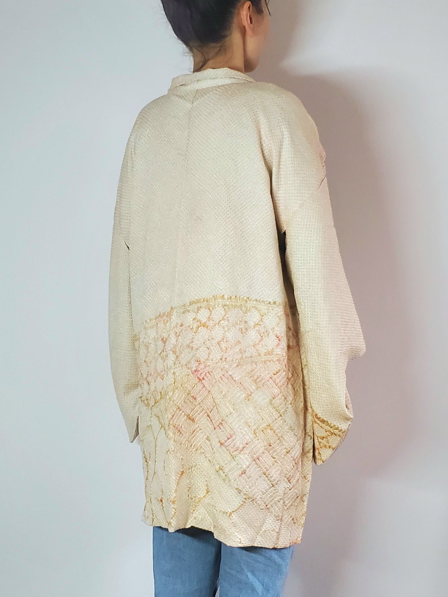 【light beige/ Shibori】Japanese Vintage Kimono Haori, Japanese Hanten Jacket, Robe Dress, Japanese Floral pattern, Unisex