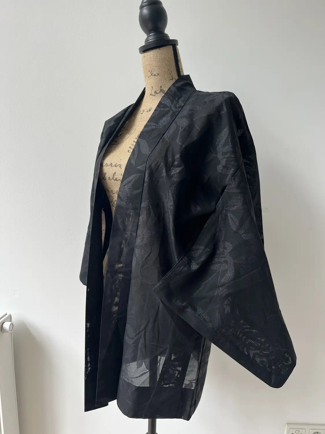 Vintage sheer haori - Black Leaf motif -