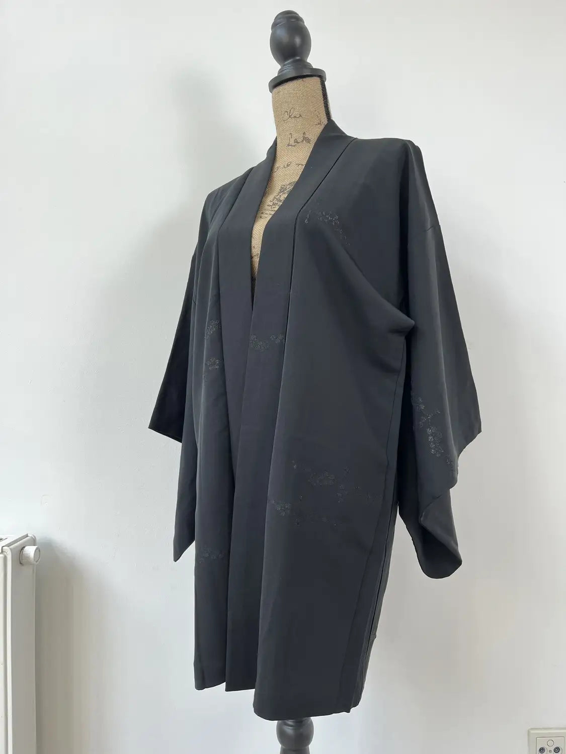 Vintage Black Haori - Serenity -