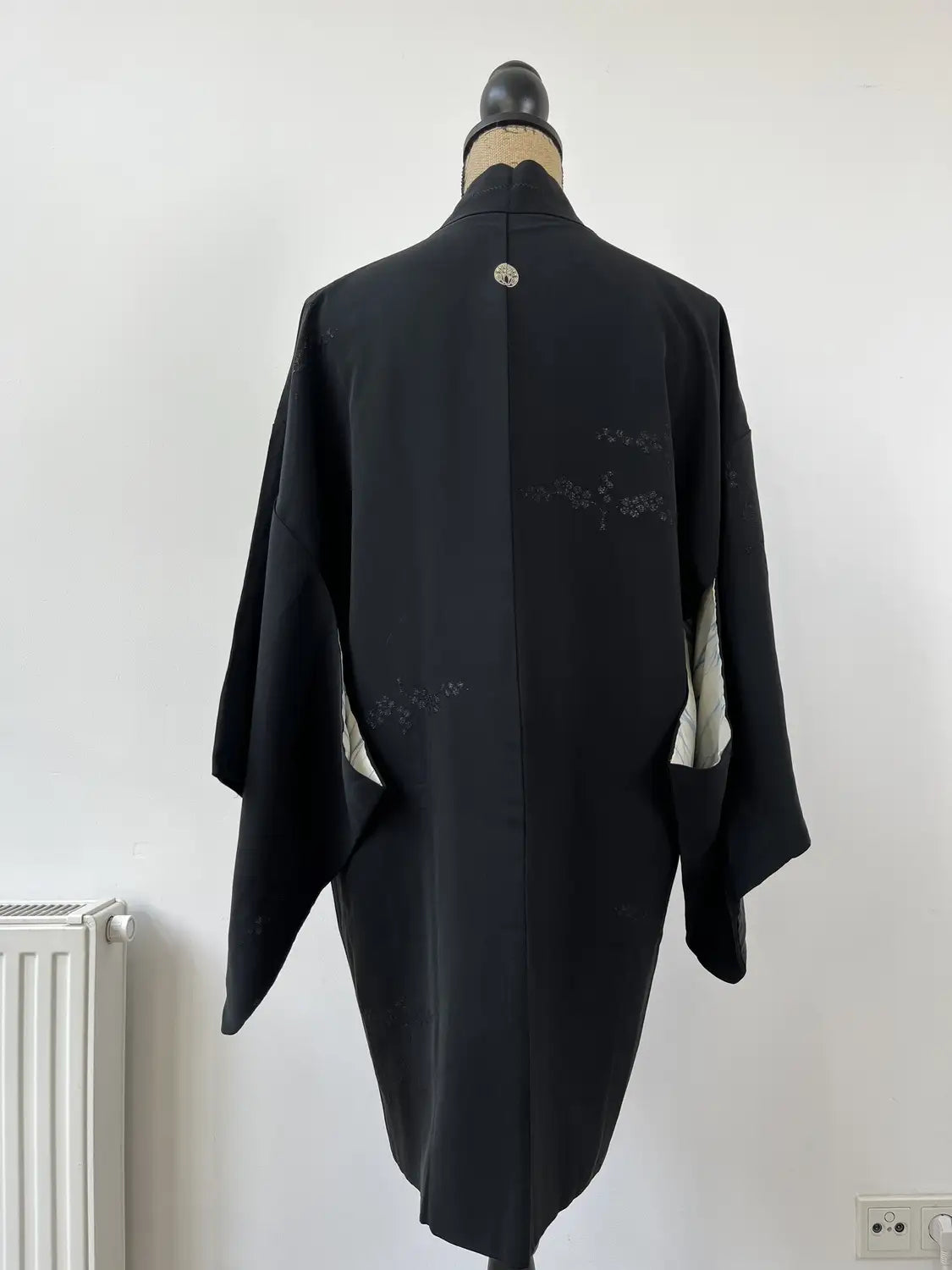 Vintage Black Haori - Serenity -