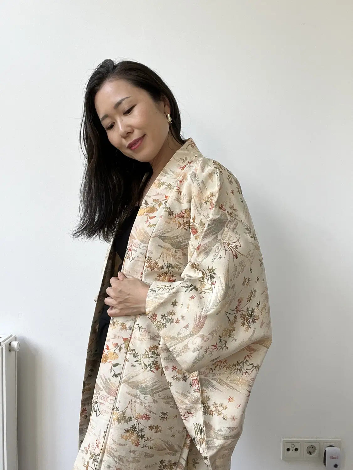 Vintage kleur Haori - Crèmewit – Landschap afgebeeld in Majolica Omeshi -