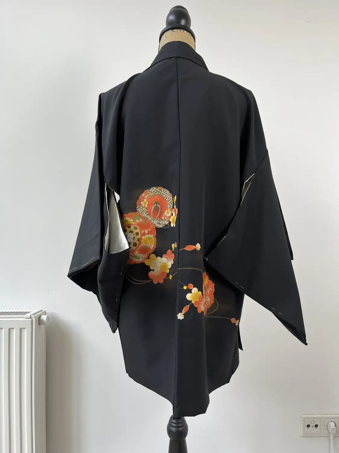 Vintage Black Haori - Flowers and Treasure -