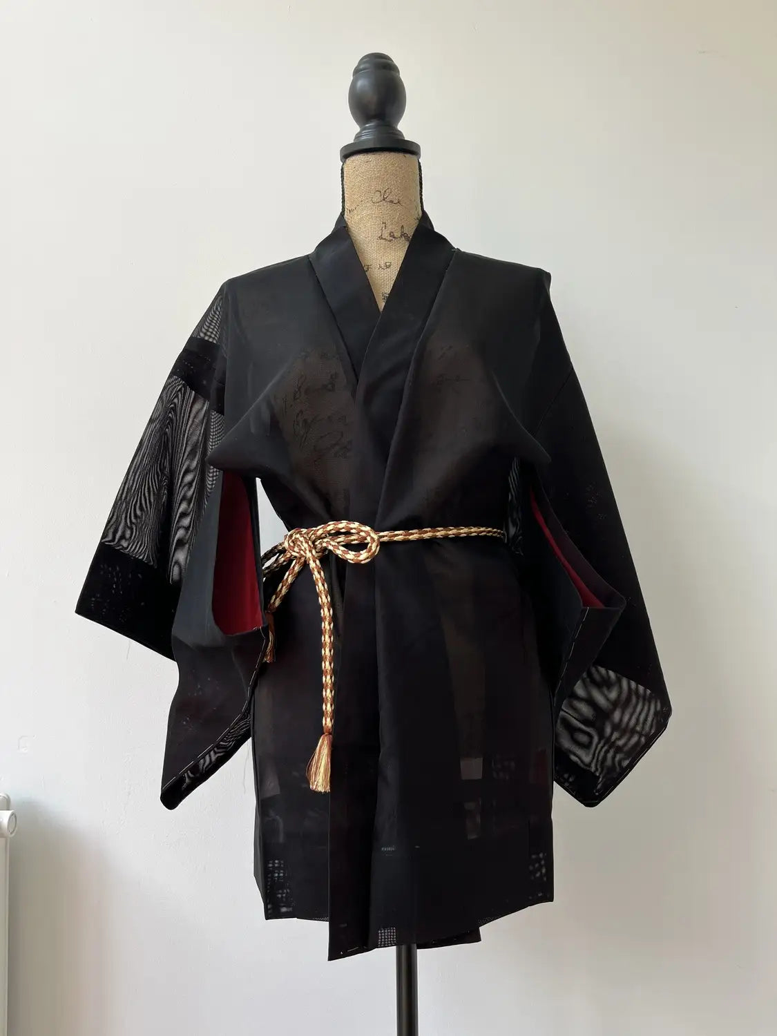 Vintage sheer haori - Black & Red -