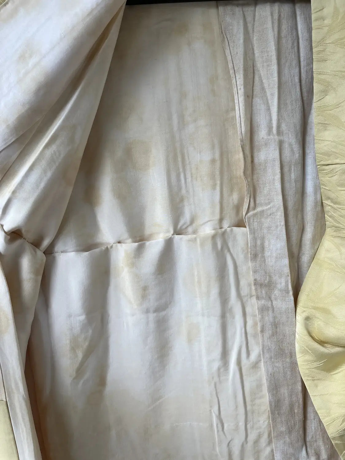 Vintage Iromuji-Kimono – weiches Gold – Halleluja, original arrangiert