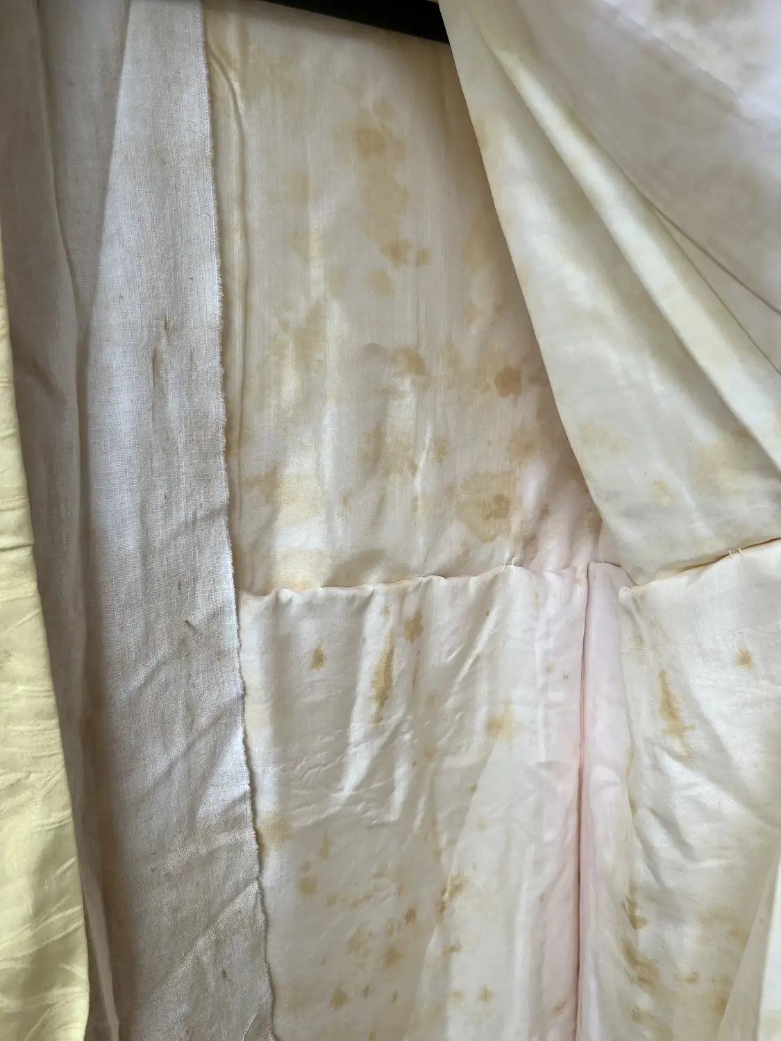 Vintage Iromuji-Kimono – weiches Gold – Halleluja, original arrangiert