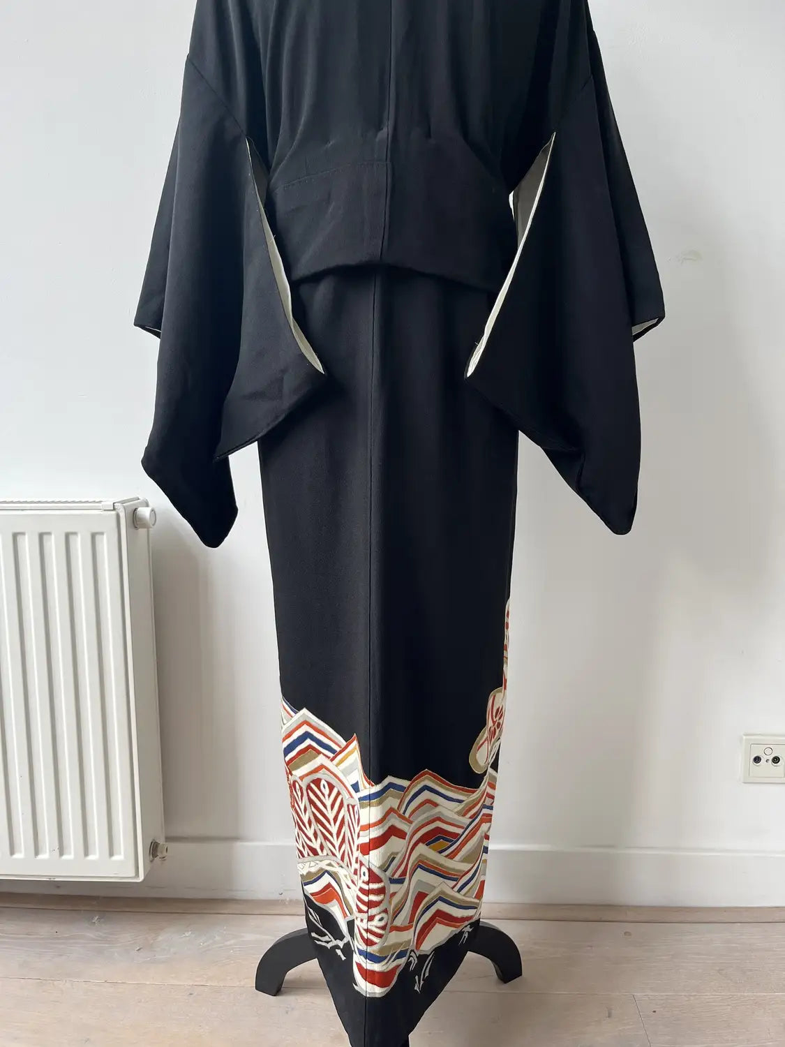 tomesode noir vintage - Pine and Ocean Waves -Hallelujah arrangement original