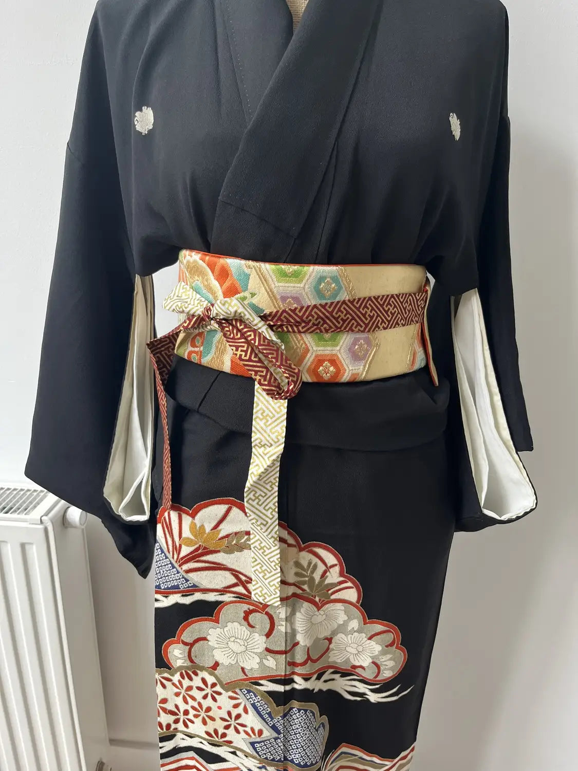 tomesode noir vintage - Pine and Ocean Waves -Hallelujah arrangement original