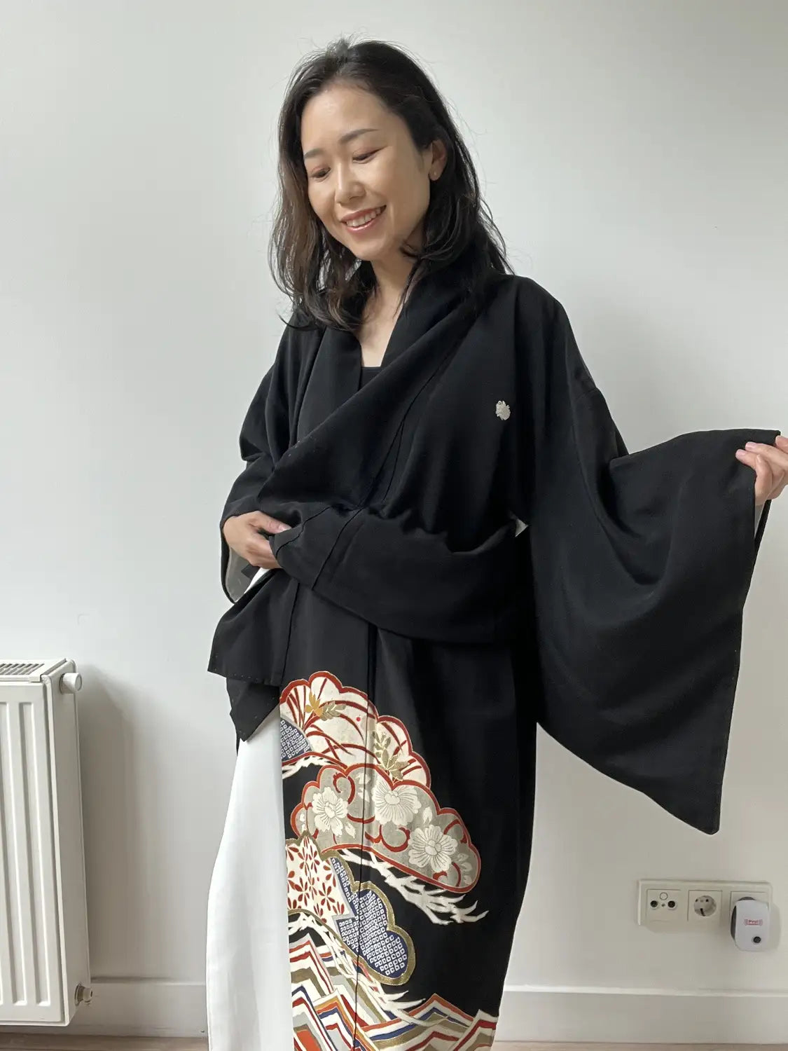 tomesode noir vintage - Pine and Ocean Waves -Hallelujah arrangement original