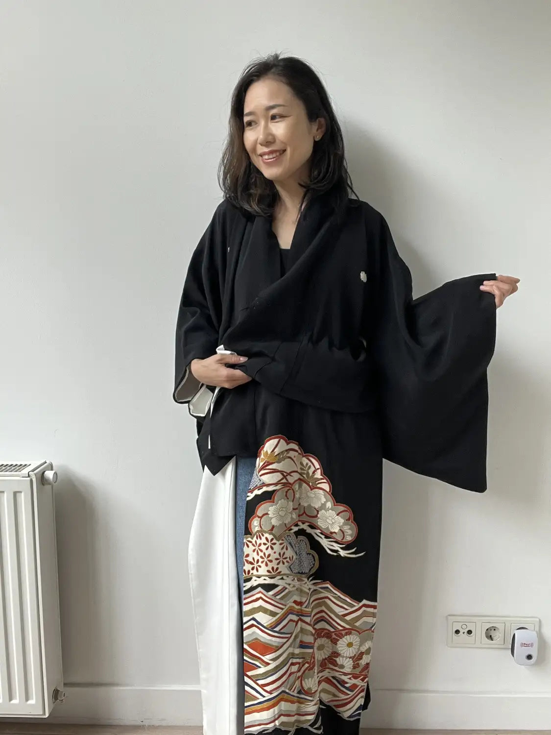 tomesode noir vintage - Pine and Ocean Waves -Hallelujah arrangement original