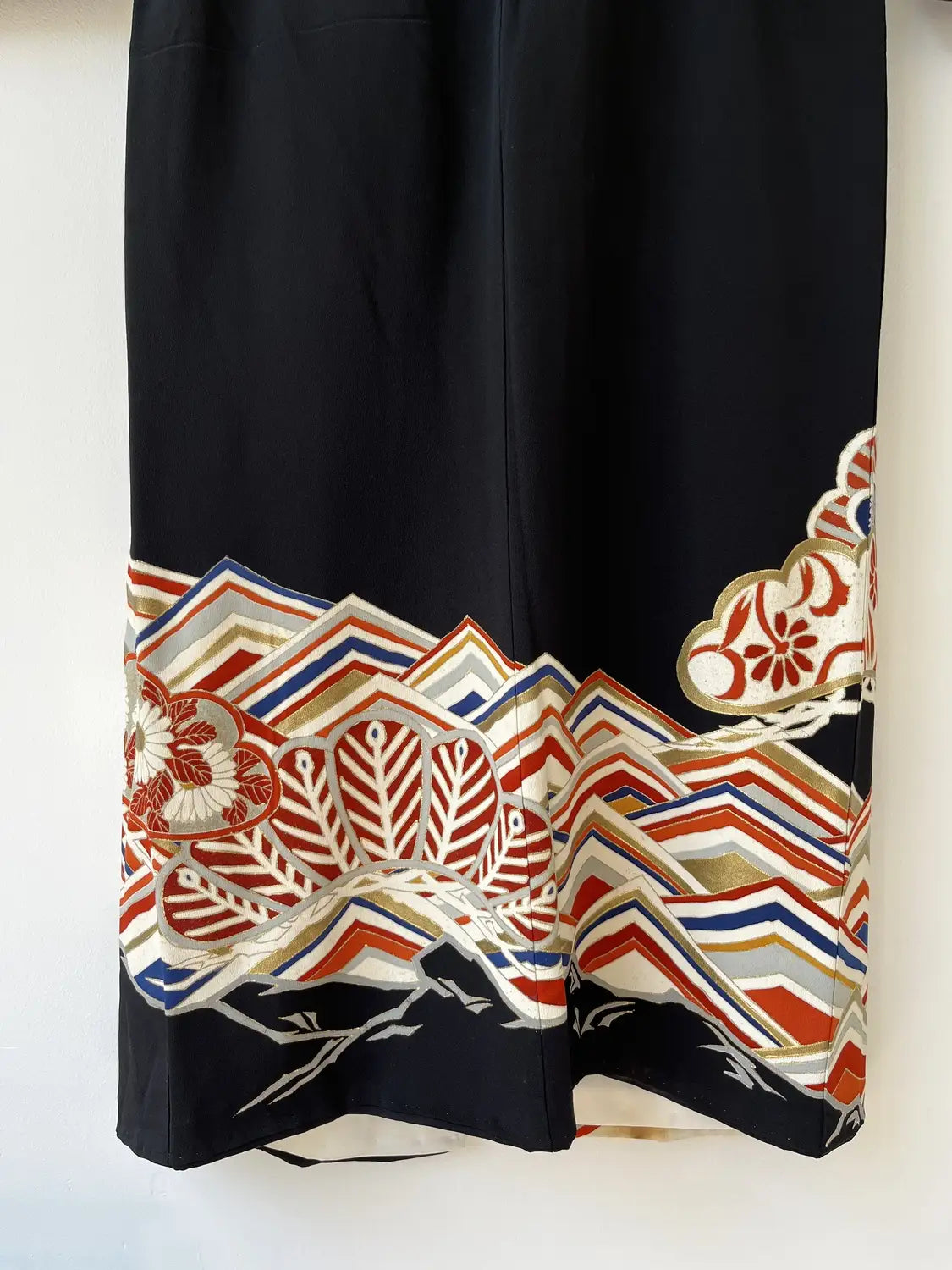 tomesode noir vintage - Pine and Ocean Waves -Hallelujah arrangement original