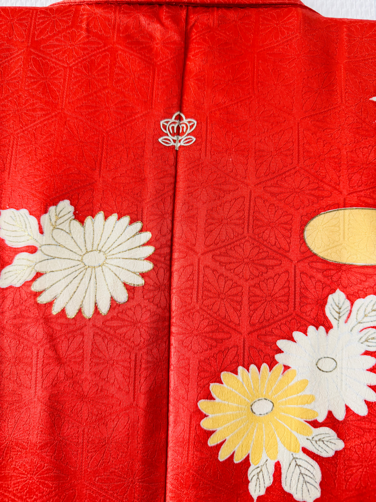 Vintage Furisode - Chrysanthemen und Egasumi -